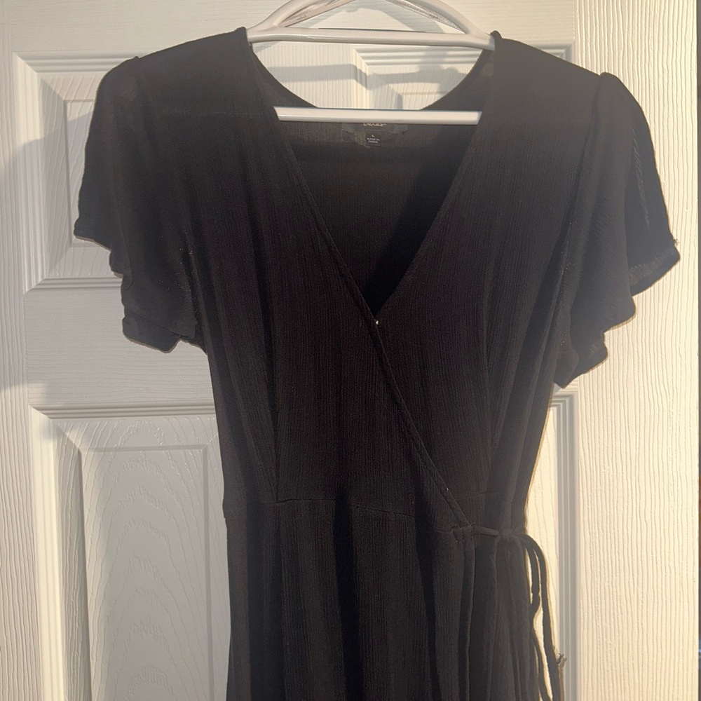 Lulu's Classic Black Midi Dress